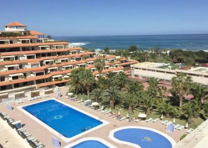 Bahia Playa Aparthotel 3*